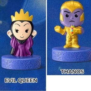 ❤️  NIP Disneyland 70 Thanos and Evil Queen McDonalds Happy Meal Toy